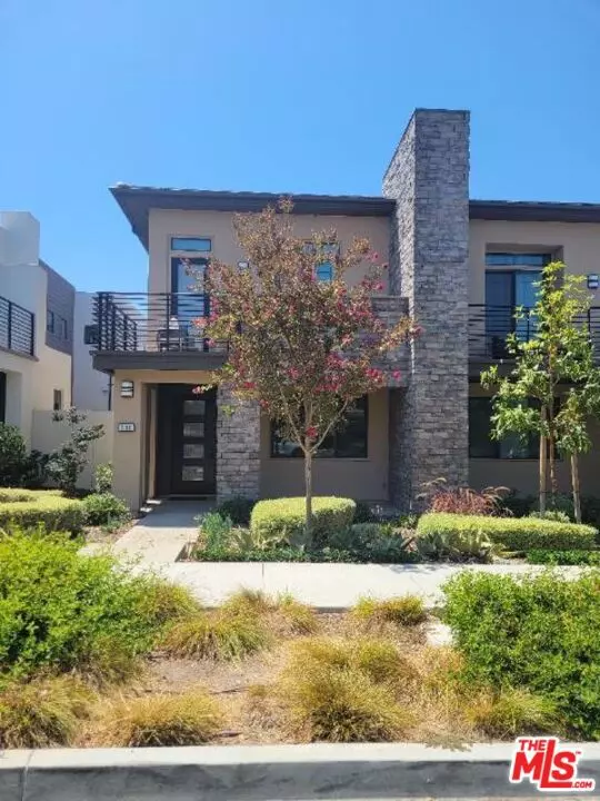 336 Magnet, Irvine, CA 92618