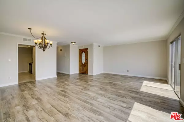 Granada Hills, CA 91344,15639 Viewridge LN #69