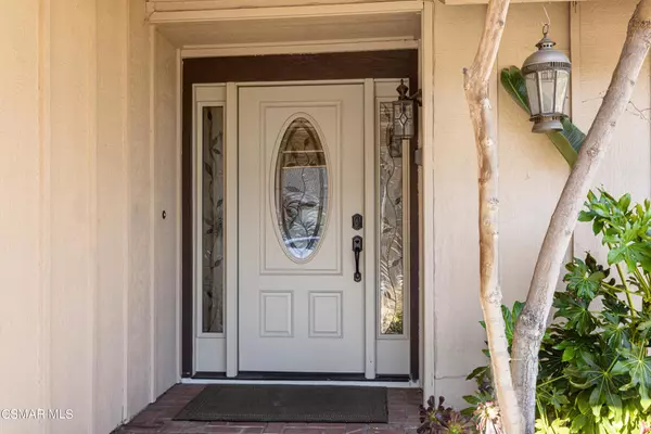 Newbury Park, CA 91320,3989 Monterey CT