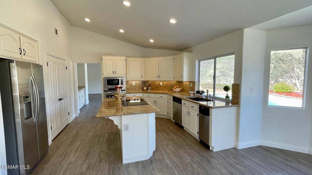 Santa Rosa, CA 93012,3190 Vista Grande