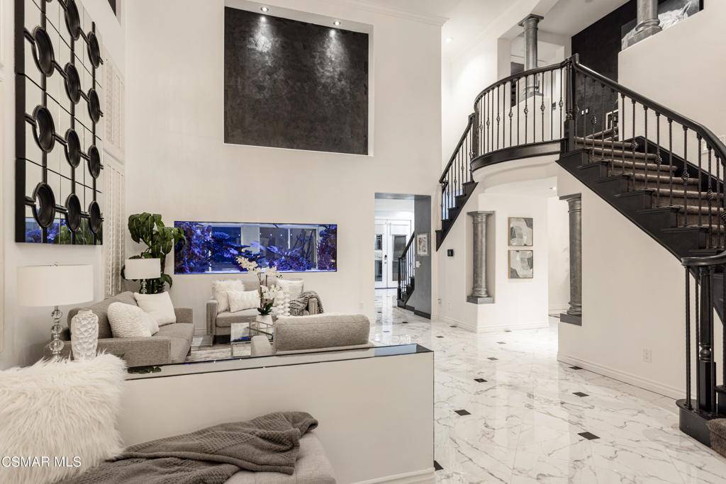 Oak Park, CA 91377,977 Ellesmere WAY