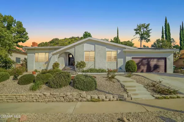 Topanga, CA 90290,21221 Lighthill DR