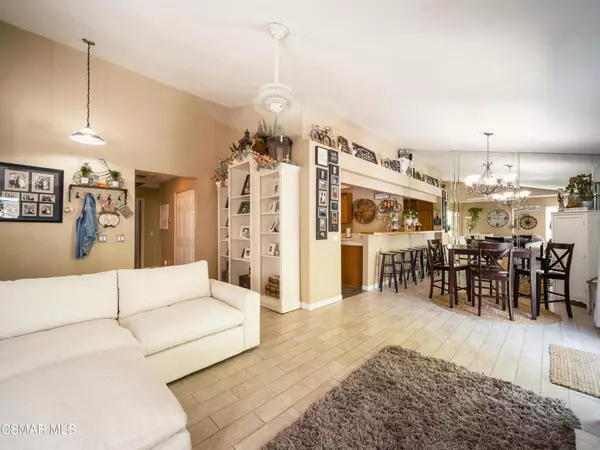 Simi Valley, CA 93065,2135 Mandan PL #F