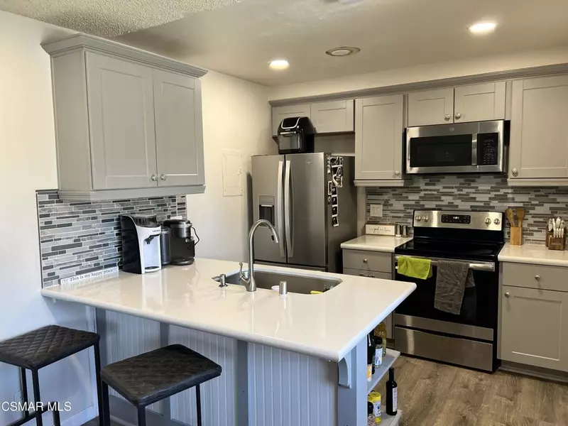 744 W Hemlock ST, Port Hueneme, CA 93041