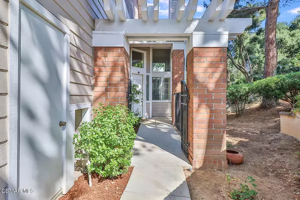 Westlake Village, CA 91362,5735 Ingram PL