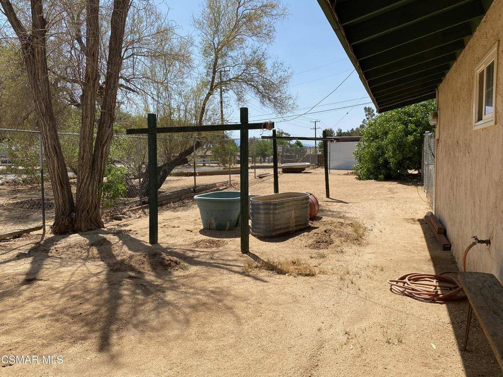 Apple Valley, CA 92307,14698 Nokomis RD