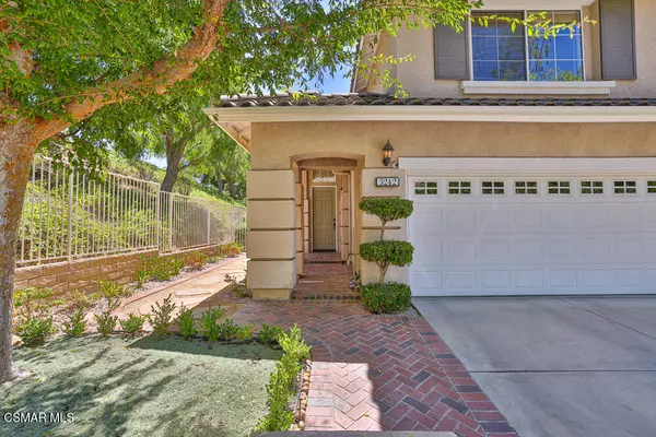 Thousand Oaks, CA 91362,3242 Clarita CT