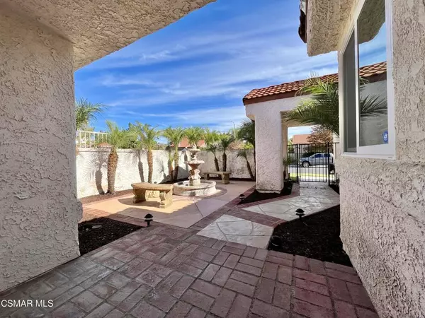 Moorpark, CA 93021,6665 N Benwood DR
