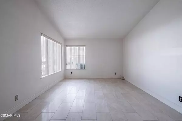 Simi Valley, CA 93065,2608 E Woodrow AVE