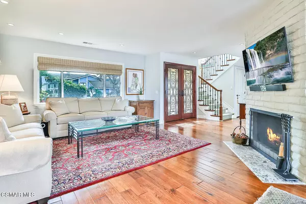 Westlake Village, CA 91361,2419 Topsail CIR