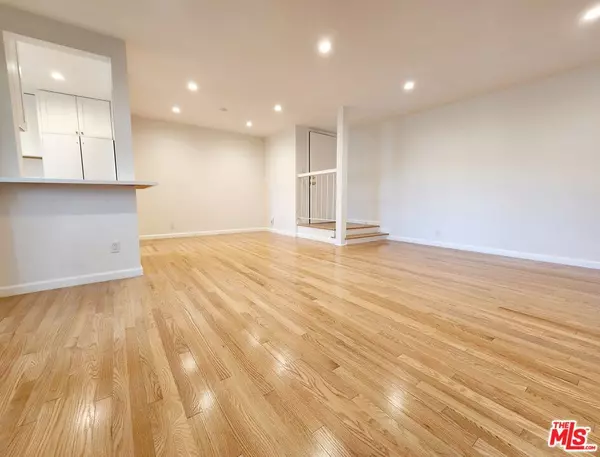 2209 Summertime LN #209, Culver City, CA 90230