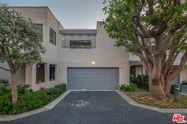 Santa Monica, CA 90405,20 Ocean Park BLVD #11