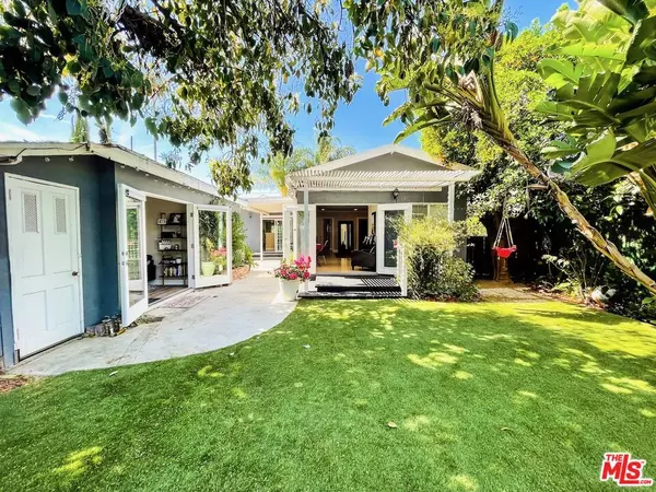 Valley Glen, CA 91401,5922 RANCHITO AVE