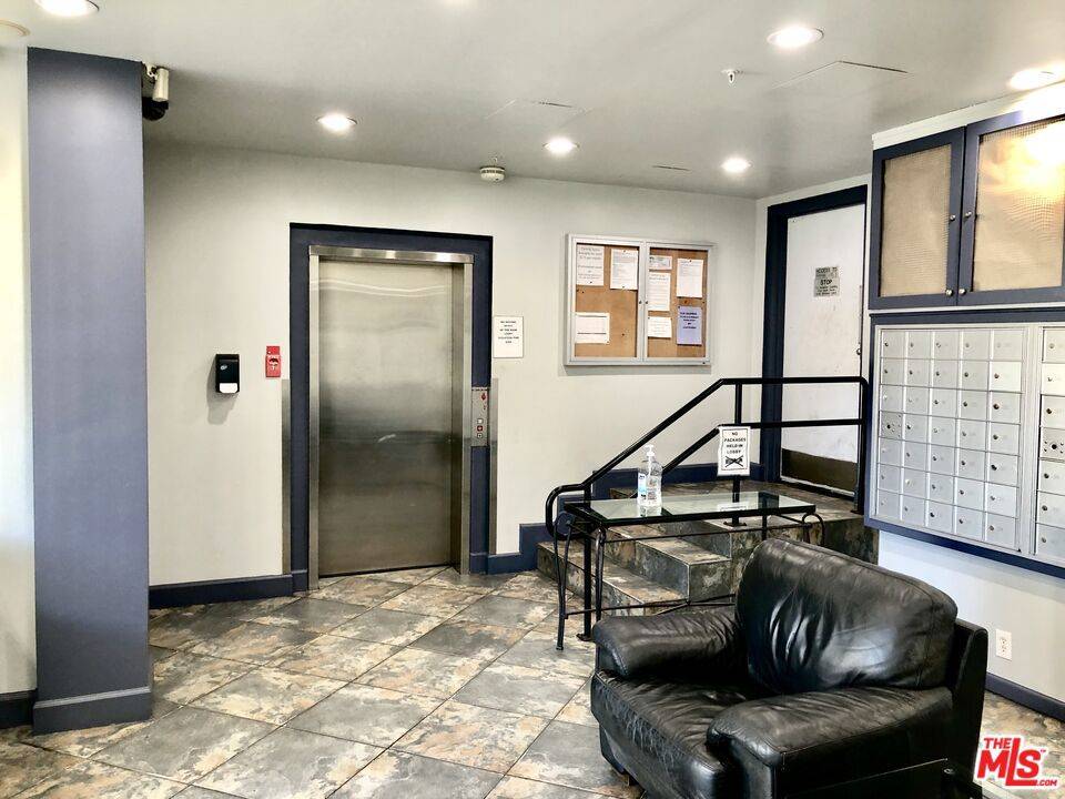 Los Angeles, CA 90024,10982 Roebling AVE #539