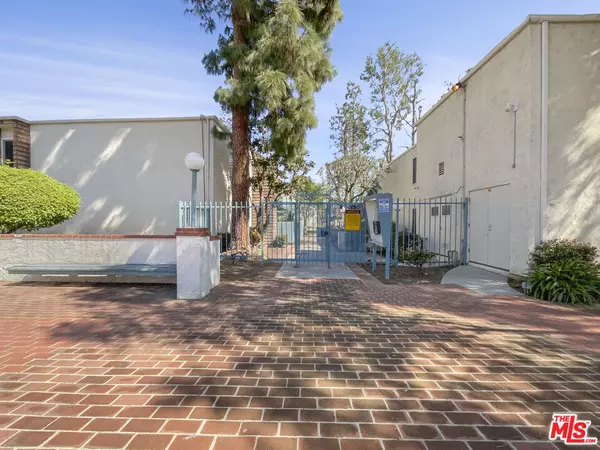 Tarzana, CA 91356,5700 Etiwanda AVE #130