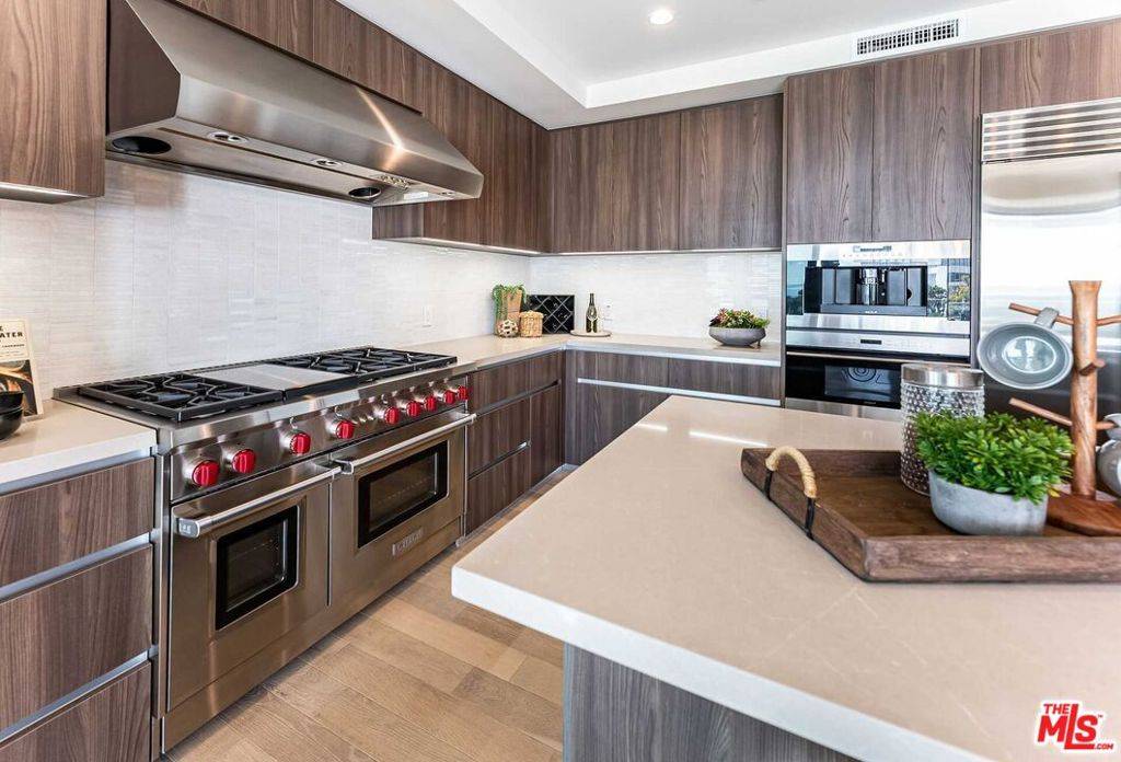 Pacific Palisades, CA 90272,17324 TRAMONTO DR #505