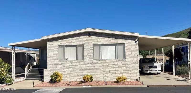 15750 Arroyo DR #203, Moorpark, CA 93021