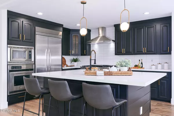 Newbury Park, CA 91320,585 Gilbert ST