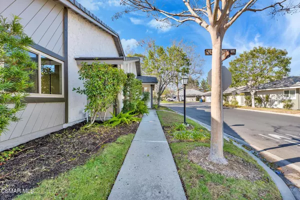 Westlake Village, CA 91361,2214 Westshore LN