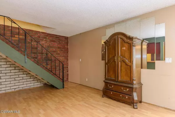Newbury Park, CA 91320,611 Avenida De La Plata