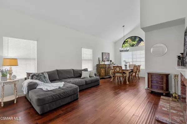 Calabasas, CA 91301,3849 Cottonwood Grove TRL