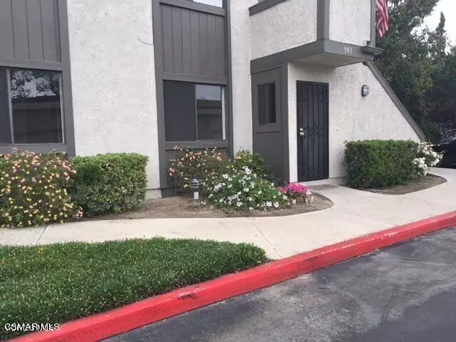 Moorpark, CA 93021,150 Majestic CT #903