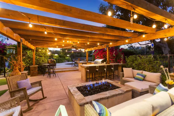 Oak Park, CA 91377,428 View Park CT