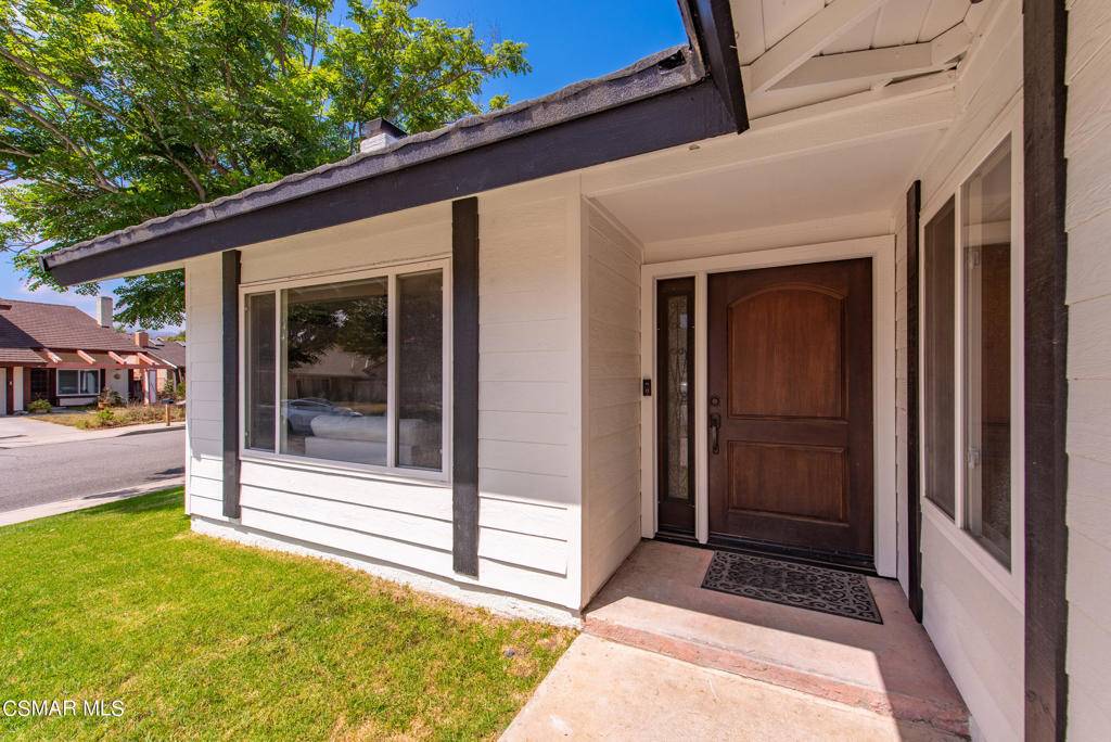 Newbury Park, CA 91320,795 Green Valley DR