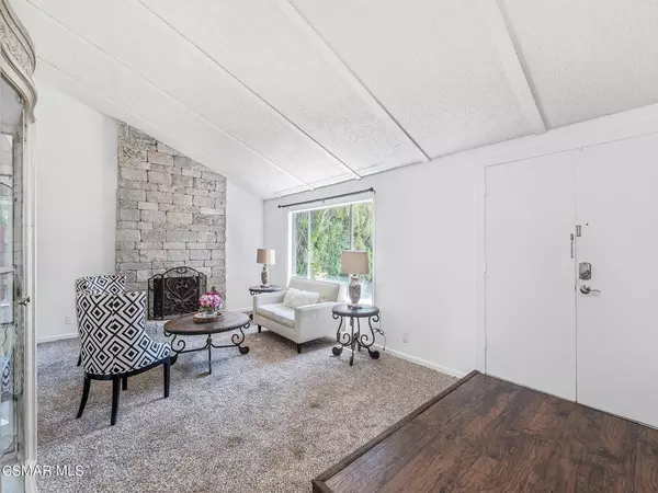 Thousand Oaks, CA 91362,1667 Burning Tree DR