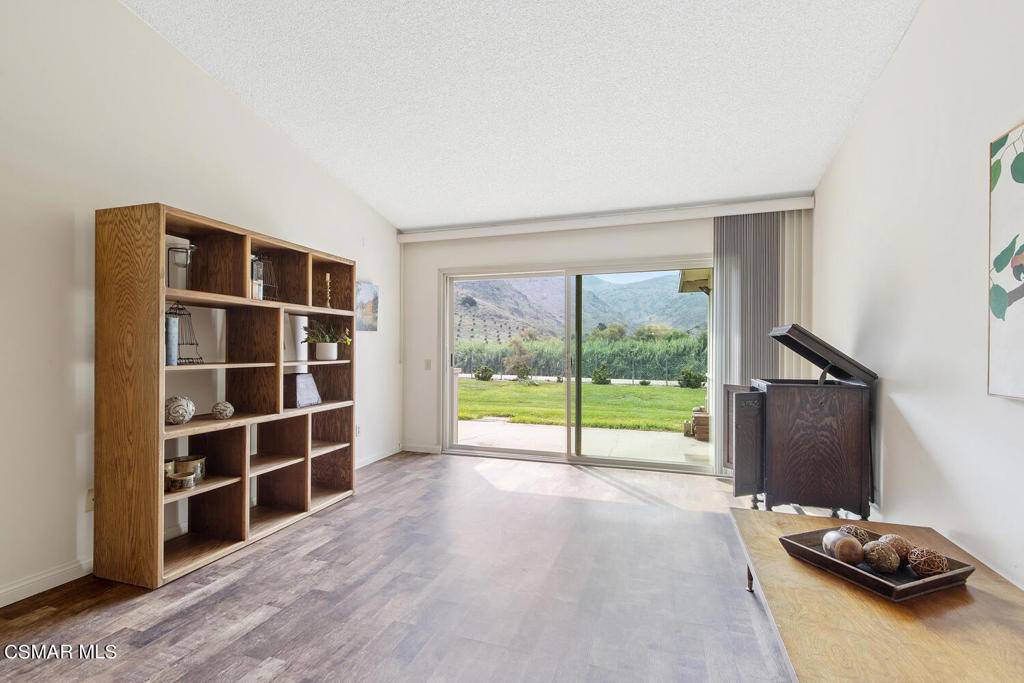 Camarillo, CA 93012,42020 Village 42