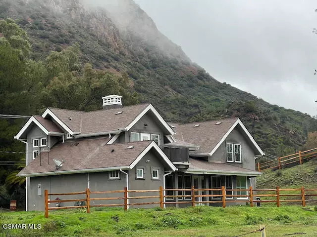 Agoura Hills, CA 91301,29383 Crags DR