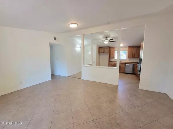 Thousand Oaks, CA 91360,1028 Whitecliff RD