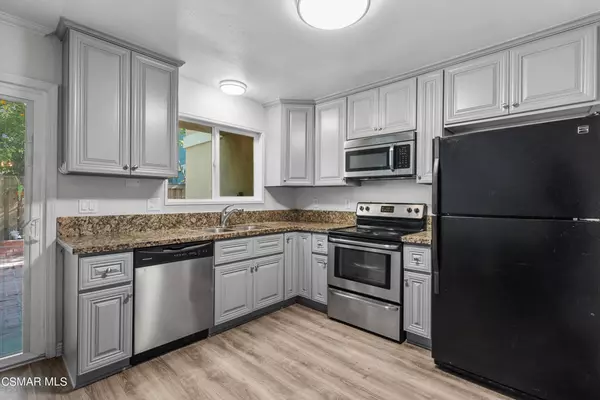 Agoura Hills, CA 91301,30535 Canwood ST #R-58
