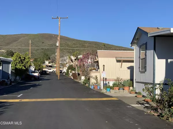 Thousand Oaks, CA 91362,198 Skyline DR #58