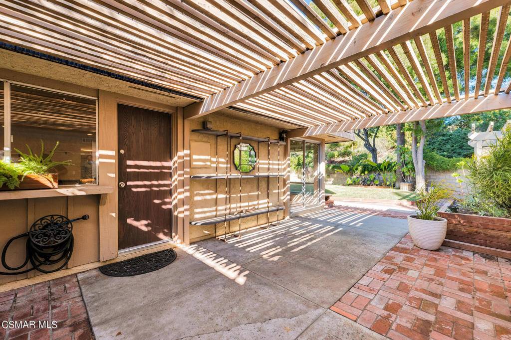 Thousand Oaks, CA 91360,1549 Eucalyptus CIR