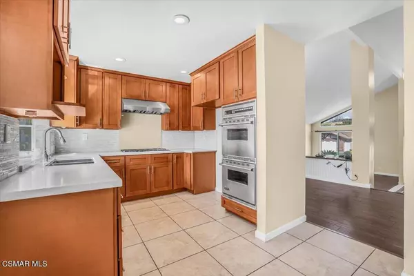 Thousand Oaks, CA 91360,3489 Birdsong AVE