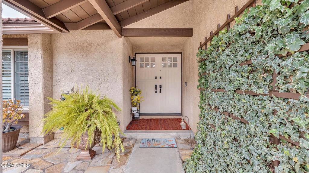 Moorpark, CA 93021,13661 Blacksmith CT