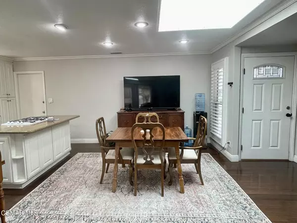 Ventura, CA 93004,267 Huntington AVE