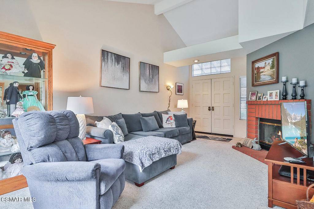 Camarillo, CA 93012,910 Via Rota