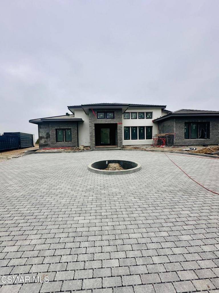 279 Crestview AVE, Camarillo, CA 93010
