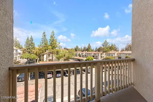 Oak Park, CA 91377,631 Oak Run TRL #406