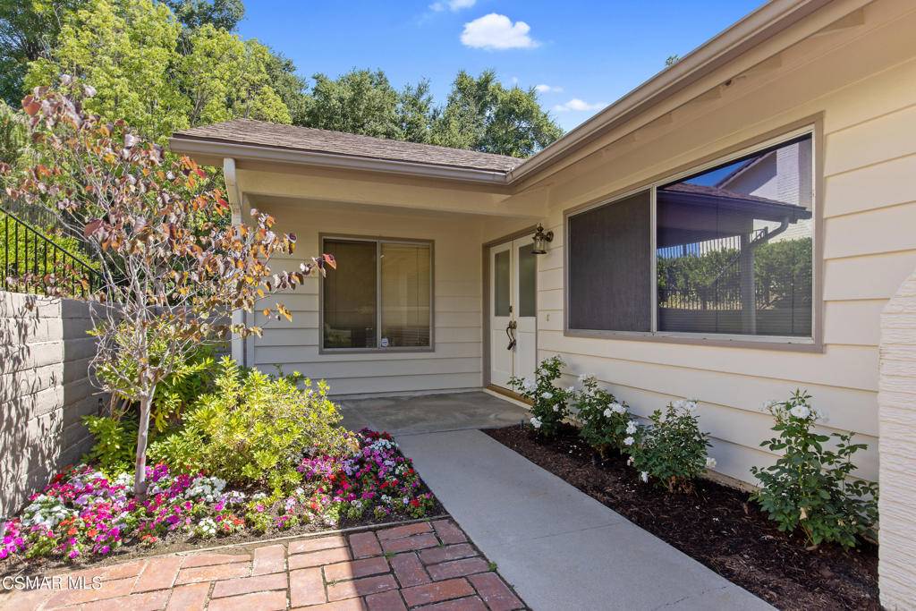 Agoura Hills, CA 91301,29237 Hillrise DR