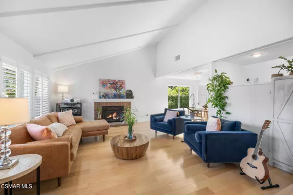 Agoura Hills, CA 91301,28909 Hollowbrook AVE