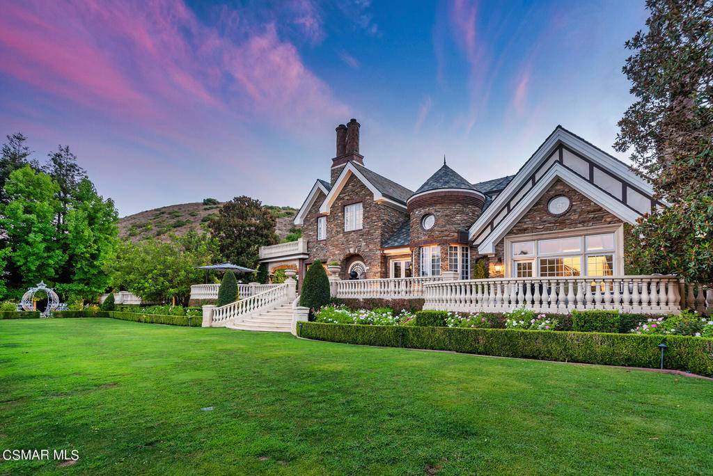 Westlake Village, CA 91362,969 Westbend RD