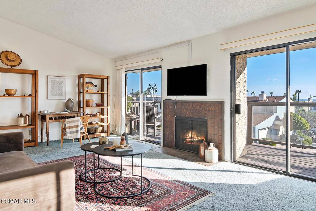 Port Hueneme, CA 93041,123 Seaspray WAY