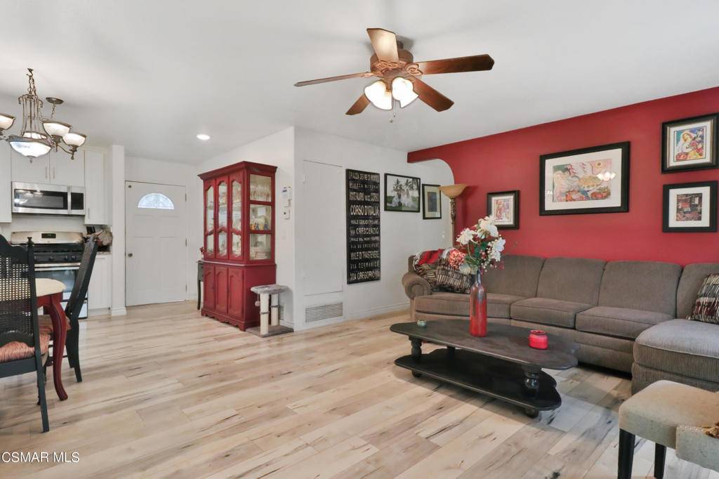 Simi Valley, CA 93065,1690 Spence ST