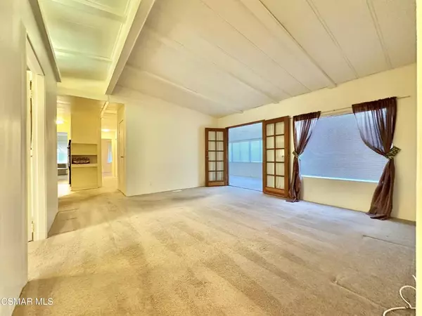 Moorpark, CA 93021,15750 Arroyo DR #240