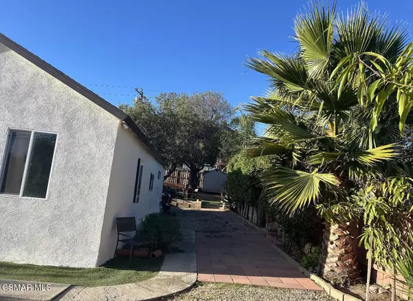 Thousand Oaks, CA 91361,2944 Willow LN