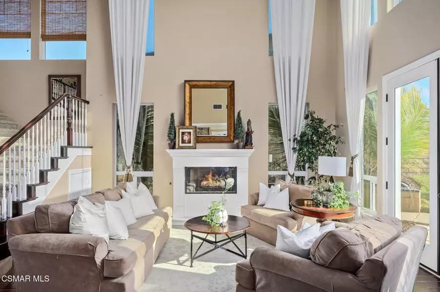 796 Sterling Hills DR, Camarillo, CA 93010