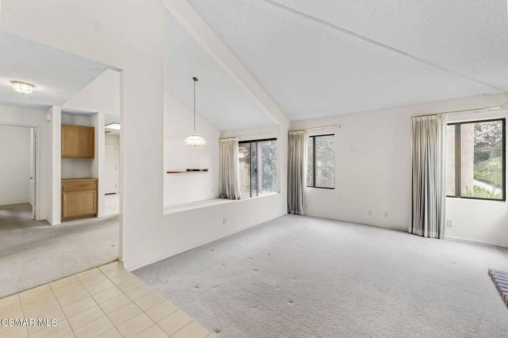 Camarillo, CA 93012,419 Estancia PL